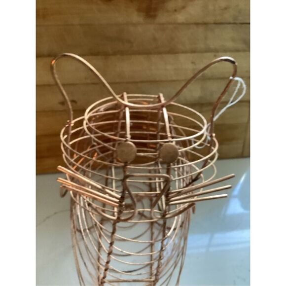 Copper Cat Wire Egg Basket Farmhouse Metal Decor 10” Tall - Picture 4 of 4